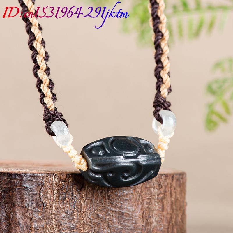 Collier pendentif en jade Heti - Vintage Fashion Jewelry avis et prix