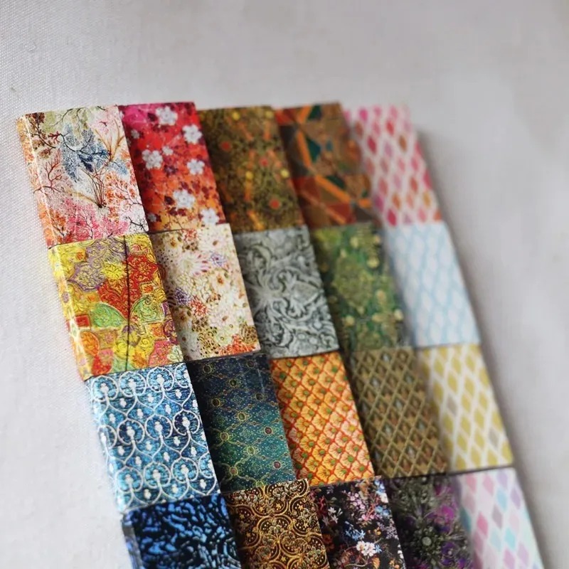 4 mini-carnets colorés vintage - Vintage Fashion Coloring Book avis et prix