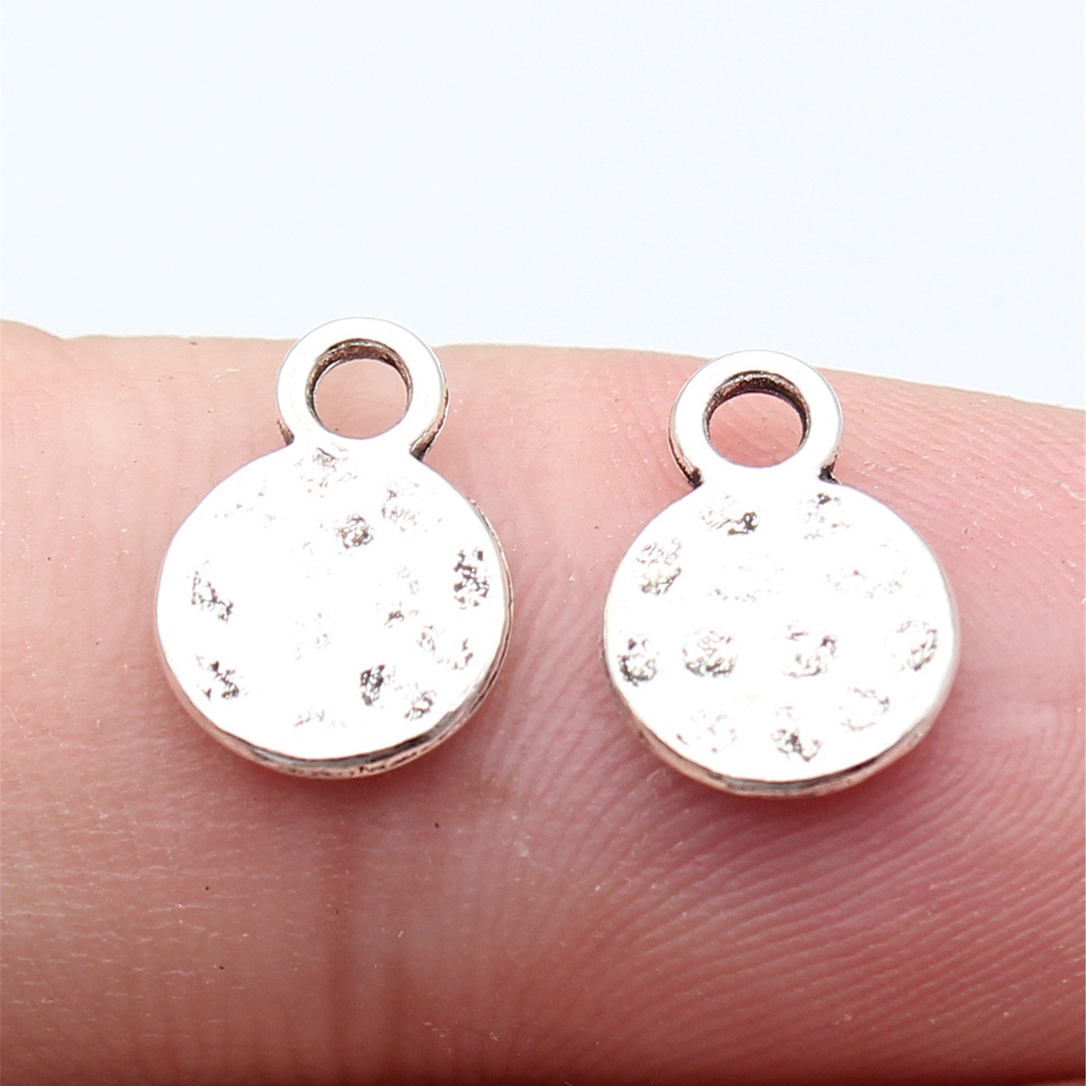 WYSIWYG 40 pièces 11x8mm 3 cou - Vintage Fashion Words avis et prix